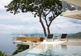 Le couple semble en crise. Architecture Contemporaine Et Superbe Vue Sur La Mer Depuis Cette Belle Residence Secondaire A Costa Rica Vivons Maison