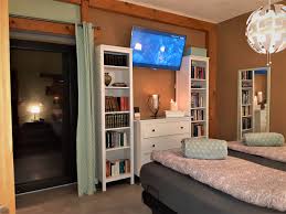 Doppelschlafzimmer Mit Flat Sreen Tv Inkl Sky Und Netflix Wellnessurlaub Loft Saunatucher