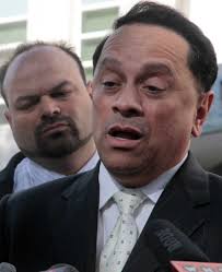 From senator to thief