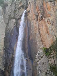 Spécial vacances en corse, vous retrouverez en plus du canyoning des randonnées sur le gr20 et de l'escalade. Canyoning En Corse Ou Faire Du Canyoning En Corse