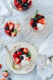 Berries And Cream Recipe Cream Desserts Recipes Berries And Cream Recipe Cream Desserts Easy