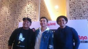 Ada 20 gudang lagu kita muda penuh cinta terbaru, klik salah satu untuk download lagu mudah dan cepat. Chord Kunci Gitar Dan Lirik Lagu Cantik Kahitna Ada Hati Yang Termanis Dan Penuh Cinta Tribun Solo
