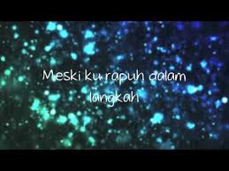 Rapuh Opick Lyrics Youtube Lyrics Submarine Video Islamic Videos