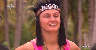 Bu gelinliği bir sağlıkçıya hediye edicez dedi. Tubistler Ekran Basina Survivor Tugba Ozay Survivor Panorama Da Medyabey Medya Televizyon Dizi Ve Eglence Haberleri