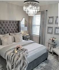 50 Graue Schlafzimmerideen Machen Ihr Zuhause Wunderschon 12 50 Graue Schlafzimmerideen Machen Ihr Zu In 2020 Luxusschlafzimmer Schlafzimmer Design Graues Schlafzimmer