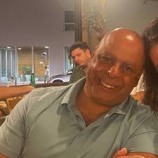 Proud to announce another great location for Rock N Deli in Cité Mirabel,  next is Verdun then TMR exciting 1st quarter for ROCK N DELI.