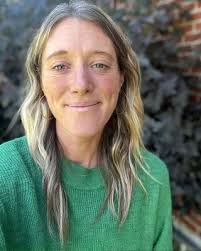 Robin Bozeman's Instagram, Twitter & Facebook