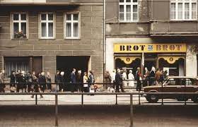freiwillige und verordnete arbeit ddr bilder berlin