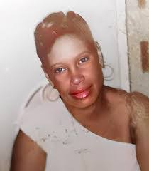 Darren Barrow's Instagram, Twitter & Facebook