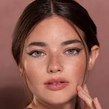 Green Contact Lenses