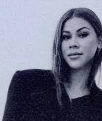 Smiling more lately. God, whatever You’re doing for me, I appreciate it.  🙏🏽💙✨