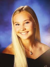 Amanda Dacus's Instagram, Twitter & Facebook