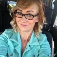 Danielle Damron's Instagram, Twitter & Facebook