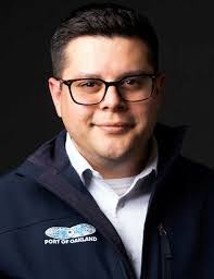 Craig Epperson's Instagram, Twitter & Facebook