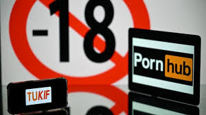 France's losing battle to stop children accessing porn online