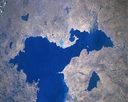 Image of بحيرة وان