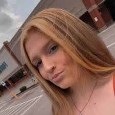 Let's make a fresh start! Me and my roommate are looking for an apartment  over the summer to call home for next school year. If you have any  household items to spare,