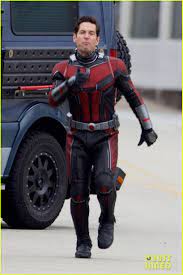 His family eventually settled in overland park,. Paul Rudd Runs In Costume On The Set Of Ant Man And The Wasp First Look Photo 3972058 Ant Man Paul Rudd Pictures Just Jared
