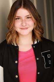 Evangeline Miller's Instagram, Twitter & Facebook