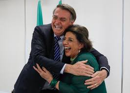 Atualmente é apresentado por maria júlia coutinho. Leda Nagle Compara Demissoes De Constantino Com Ditadura Militar Celebridades O Dia