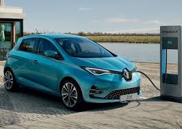 Quelles peuton acheter avec la prime à la conversion ?voiture neuve la moins chère de france (si l'on excepte la logan), la sandero offre chevaux, airbags, un volume de. Voiture Electrique Vers La Fin Du Bonus A 6000 Euros Pour Tous