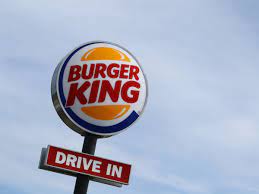 Der konzern will künftig auch auf konservierungsstoffe, geschmacksverstärker und künstliche aromen in seinen schnellspeisen verzichten. Burger King Drastische Anderung Neues Logo Und Komplette Neuausrichtung 2021 Bei Zutaten Und Bestellung Welt