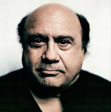 Is it me or does middle-age Steven kinda look like Danny DeVito? :  r/stevenuniverse