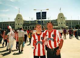 Näytä lisää sivusta wembley stadium connected by ee facebookissa. Old Wembley Stadium Famous Twin Towers 1997 Mapio Net