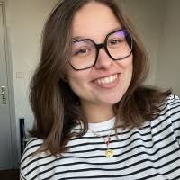 20+ "Lee Thien" profiles