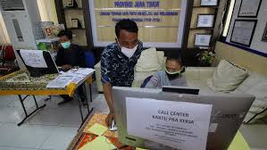 Langkah pertama yang dapat dilakukan untuk mendaftarkan diri agar memiliki kartu prakerja adalah dengan masuk ke laman www.prakerja.go.id. Syarat Daftar Kartu Prakerja Secara Offline