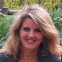 Nanette Kelly's Instagram, Twitter & Facebook