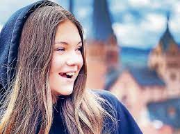 In the season finale, all three final. The Voice Kids Sat 1 Gesangstalent Aus Gelnhausen Begeistert Stefanie Kloss Kinzigtal
