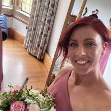 Hello! I've read a lot about Newark Airport. It's supposed to be quite  chaotic. How long before should you be there? we fly