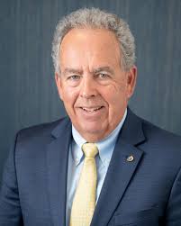 Incoming CEO Kettles aims to maintain Windsor Federal's independence, grow  commercial loan business