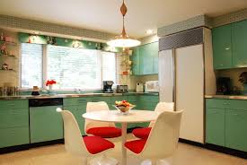 Affinity kitchens designer theresa franklin worked with the homeowner and builder who shared a strong vision for the space. 12 Stunning Midcentury Modern Kitchen Ideas
