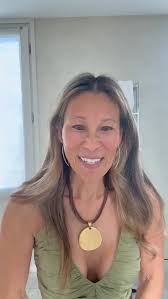 Night one in Venice look🍝💎 #sandyleongjewels