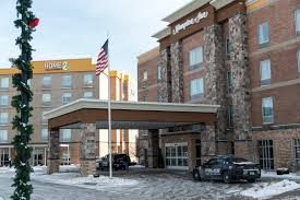 This price is based on the lowest nightly price found in the last 24 hours for stays in the next 30 days. Barricaded Gunman At West Bloomfield Hampton Inn Surrenders To Police