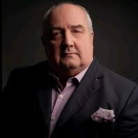 Ich freue mich, dass ich nach Abschluss des Universitätslehrganges Risiko-… 