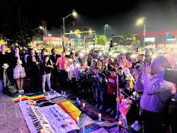 Conmemoran aniversario de muerte de magistrade Ociel Baena con emotiva  vigilia en Congreso