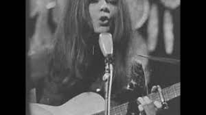 Fc7bb7a7hoorde bij 't nachtelijk keukenvuur, de troubadour,de troubadour. Lenny Kuhr Eurovision Spain Com