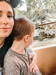 DISNEY GUIDE 2022 — annie hauser