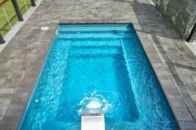 Fiberglass Plunge Pool With Water Feature Simple Pool Plunge Pool Small Backyard Pools