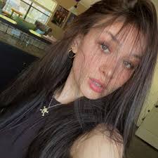 leah marie irwin 💋 (@leahhirwin) • Instagram photos and videos