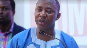 Omoyele sowore, rights activist and former presidential aspirant, has been reportedly arrested in abuja. How I Was Shot With A Federal Riot Gun Sowore