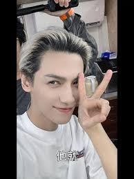 Actor's dedication to work despite hot weather