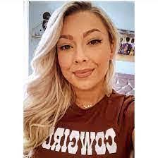 Shaunda Freeman's Instagram, Twitter & Facebook