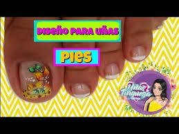 Pedicure diseños para xv / estan todavía hechos en trazos pero el bosquejo nos ayuda a comprender como quedará el modelo final. Decoracion De Unas Flores Facil Decoracion De Unas Pies Artofit