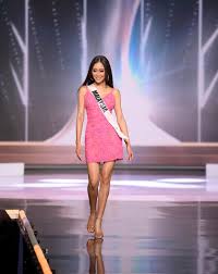 Bittersweet spot for her because i think she has all the goods to be a great miss universe: Zxzl8bkunemnem
