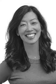 Elva Pope's Instagram, Twitter & Facebook