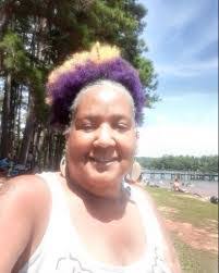 Angela Searles's Instagram, Twitter & Facebook